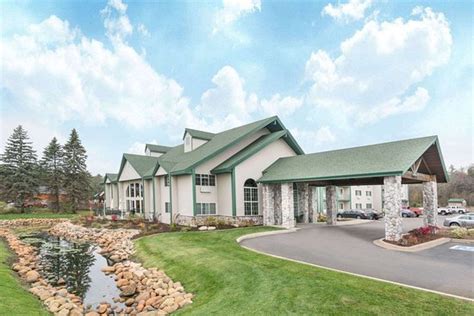 BAYMONT BY WYNDHAM BAXTER/BRAINERD AREA $126 ($̶1̶4̶6̶) - Updated 2022 Prices & Hotel Reviews - MN