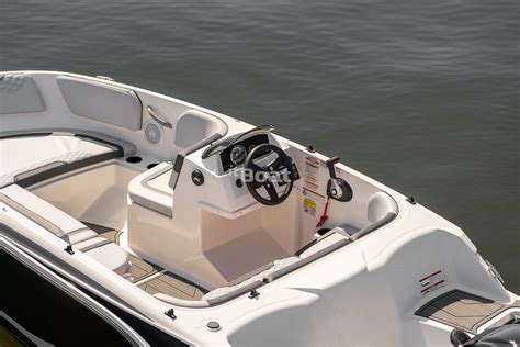 Bayliner M15: Prices, Specs, Reviews and Sales Information - itBoat