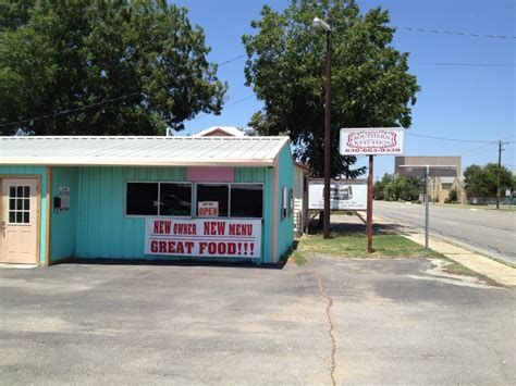 Southern Kitchen - CLOSED - Comfort Food - 200-214 W Hondo Ave, Devine ...