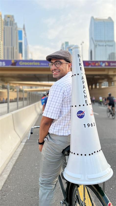 Man pays tributes to India's first rocket launch at 'Dubai Ride 2022' - Social News XYZ