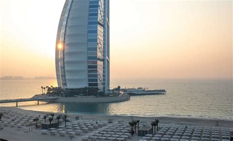 Jumeirah Beach Hotel | Luxury Dubai Holiday | 5 star iconic luxury