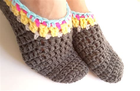 CROCHET SLIPPERS FOR ADULTS | FREE CROCHET PATTERN