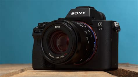 Sony Alpha 7 II Review | PCMag