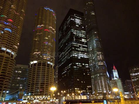 Chicago Skyline at Night City Stock Photo - Image of skyline, chicago: 75167244