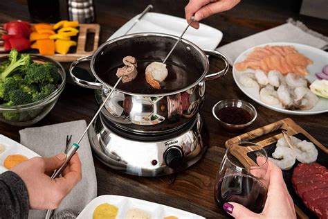 Best Fondue Pot Perfect for Fun Fondue Dinner at Home - Archute