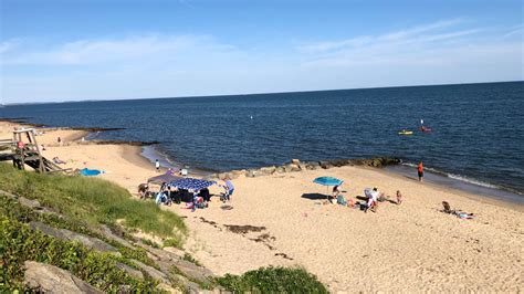 Sea Street Beach (Dennis Port) - CapeCodBeaches.net