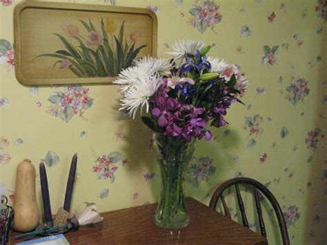 Grandma's Vase | Flowers in a vase formerly owned by Jan's g… | Flickr