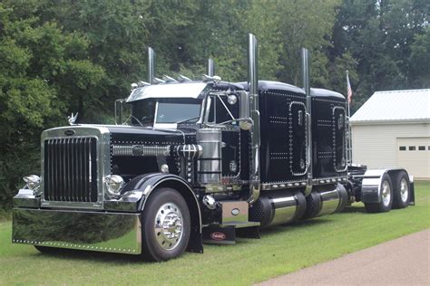 359 PETERBILT "Double Vision"