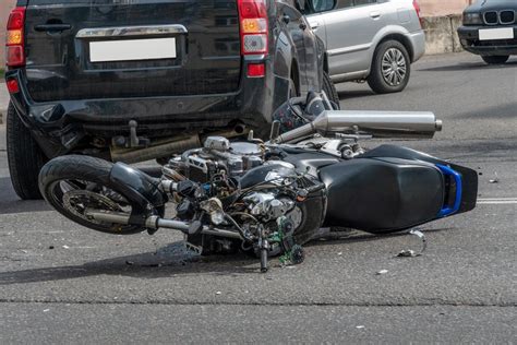 Causas más comunes de los accidentes de motocicleta