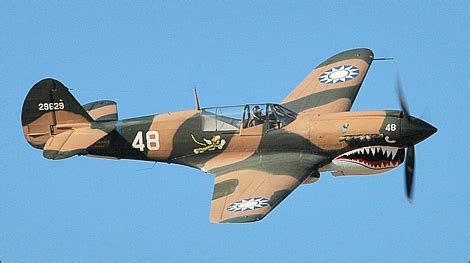 Warbird Alley: Curtiss P-40 Warhawk