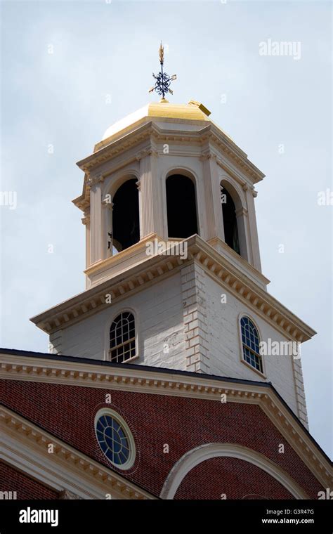 Boston historical state house Stock Photo - Alamy