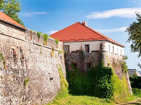 Uzhgorod castle - Wonders & Holidays