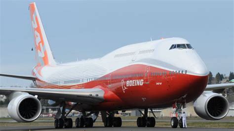 A Sneak Peek Inside Boeing's New 747-8 Jumbo Jet