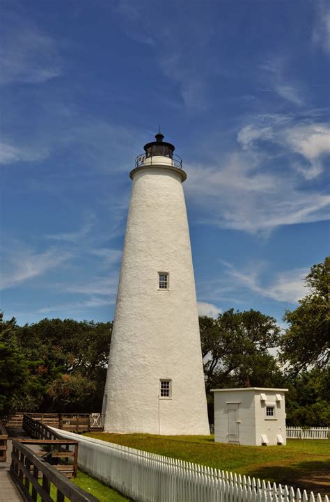 WC-LIGHTHOUSES: OCRACOKE LIGHTHOUSE-OCRACOKE ISLAND, NORTH CAROLINA