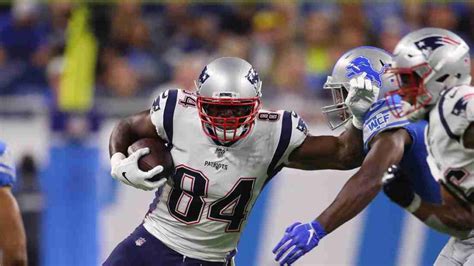 Patriots Re-Sign Veteran Tight End Ben Watson: Report