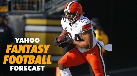 Could Nick Chubb be the top fantasy running back in 2023? | Yahoo Fantasy Football Forecast ...