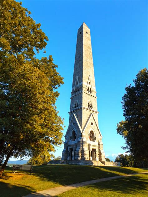 Walking Man 24 7: Saratoga Monument