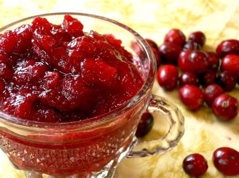 Quick and Easy Cranberry Sauce Recipes from the Experts