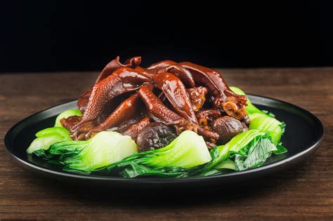 What Is Cantonese Roast Duck? - Chinese Food World