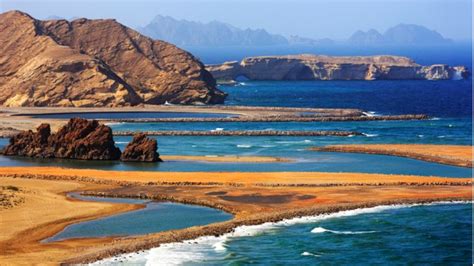 Best 10 Beaches In Oman For An Exquisite Beach Vacay