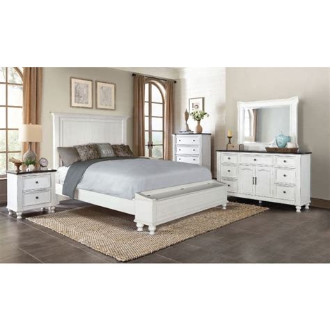 Carriage House Storage Bedroom Set by Sunny Designs | FurniturePick