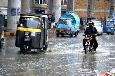 PAKISTAN-QUETTA-WEATHER-RAIN