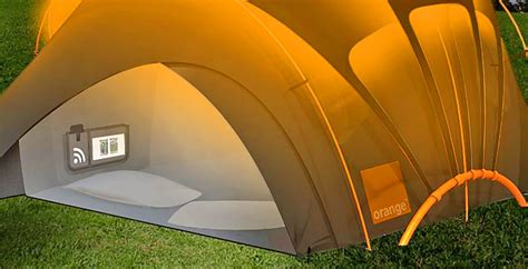 This Solar Tent Has Heated Floors, Wi-Fi, and It Illuminates at Night