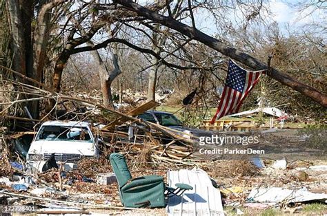 Hurricane Katrina Rebuild Photos and Premium High Res Pictures - Getty Images