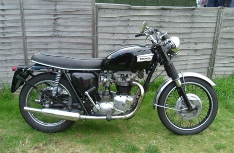 1969 Triumph Bonneville T120 Classic Motorcycle Pictures