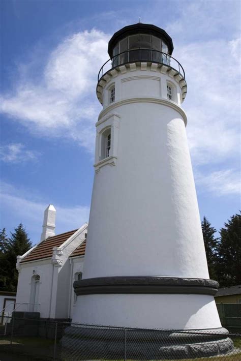 Somerset House - Images. OREGON, WINCHESTER BAY UMPQUA RIVER LIGHTHOUSE