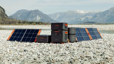 Jackery's New Solar Panel Will Keep Your Devices Charged Up