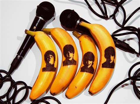 Surprisingly Realistic Banana Peel Art! | artFido