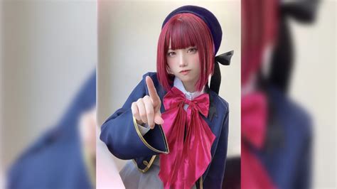 Arima Kana cosplay by Akase Akari dazzles Oshi no Ko fandom | ONE Esports