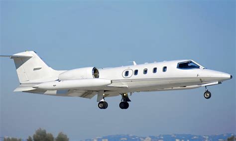 Bombardier Learjet 35