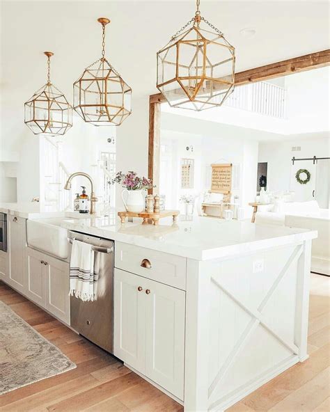 30+ White And Gold Kitchen Ideas – HomeDecorish