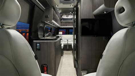 Interstate 24GT | Touring Coaches | Airstream Mercedes-Benz Class B RV