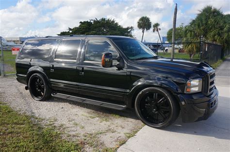 Ford: Excursion Limited/Custom | Ford excursion, 2005 ford excursion, Ford excursion diesel