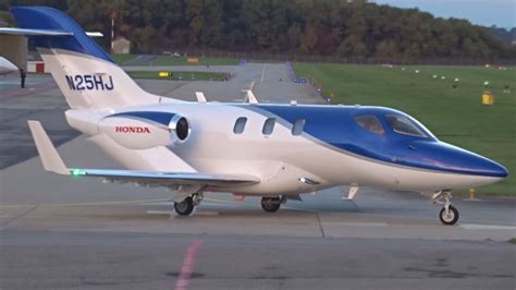 [FullHD] Private Honda HA-420 HondaJet takeoff at Geneva/GVA/LSGG - YouTube