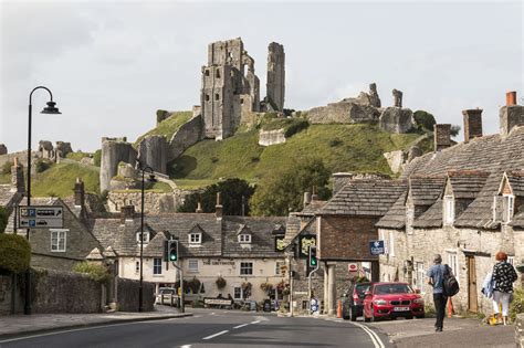 https://flic.kr/p/YbXe23 | Corfe Castle Places Ive Been, Places To See, Places To Travel, Corfe ...