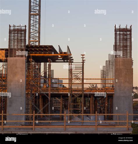 New office building construction Stock Photo - Alamy