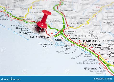 La Spezia Italia Su Una Mappa Immagine Stock - Immagine di rotondo ...