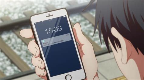 anime hand holding phone - Google Search | Hand holding phone, Holding phone pose reference ...