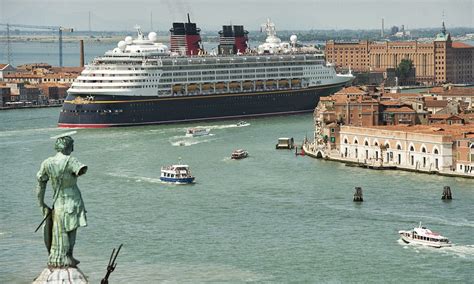 Venice may ban cruise ships from Grand Canal as tourist death prompts calls for 'floating ...