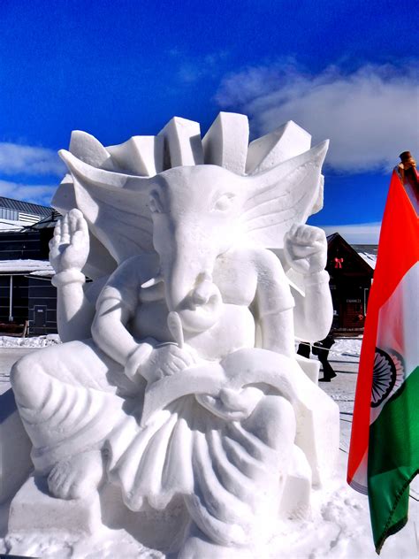 Breckenridge International Snow Sculpture Championships 2018 – One Cairn