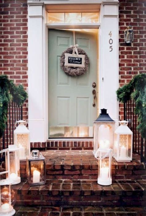 20 Beautiful Front Door Flower Pots (for Cheerful House) | Red brick exteriors, Exterior house ...