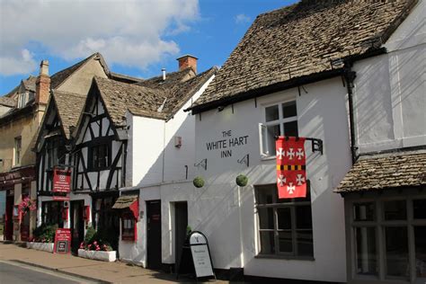 The White Hart Inn, High Street, Winchcombe - Beautiful England Photos