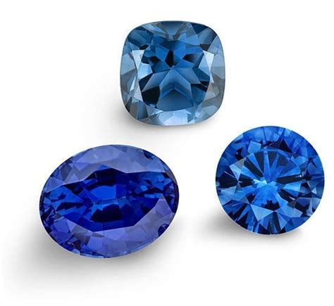 2022 Sapphire Guide: Color, Cut, Clarity & Carat