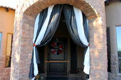 Extreme Domestication: Halloween Outdoor Curtains & Halloween Wreath