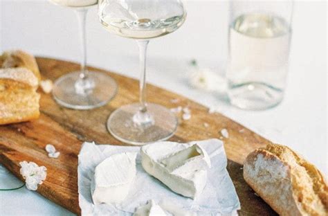 Get the G.O.A.T.: The Best Wine Pairings for a Distinctive Cheese | Wine Enthusiast