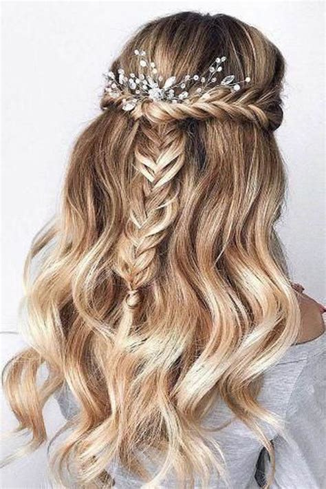 40 Pretty Prom Hairstyle Ideas For Curly Long Hair in 2020 | Braided hairstyles for wedding ...